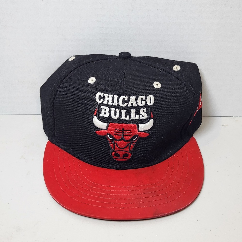Chicago Bulls Hardwood Classic Snapback Hat‎ Red Leather Brim